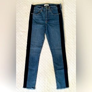 Loft size 4 high waist skinny jeans with fun dark navy side stripe.